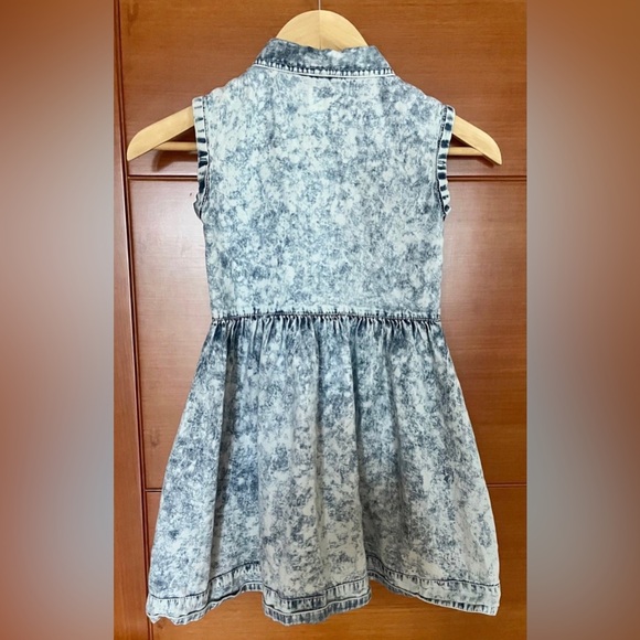 Levi’s Girls Denim Dress Button Front 6-7YRS - Picture 3 of 3
